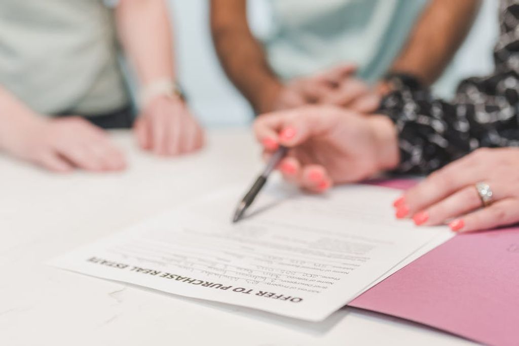 RDNE Stock project באתר PEXELS real estate law