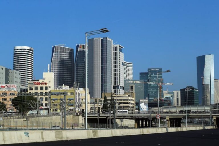 בניין בתל אביב